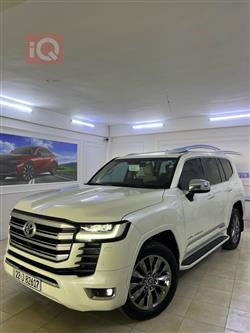 تۆیۆتا لاند کروزەر